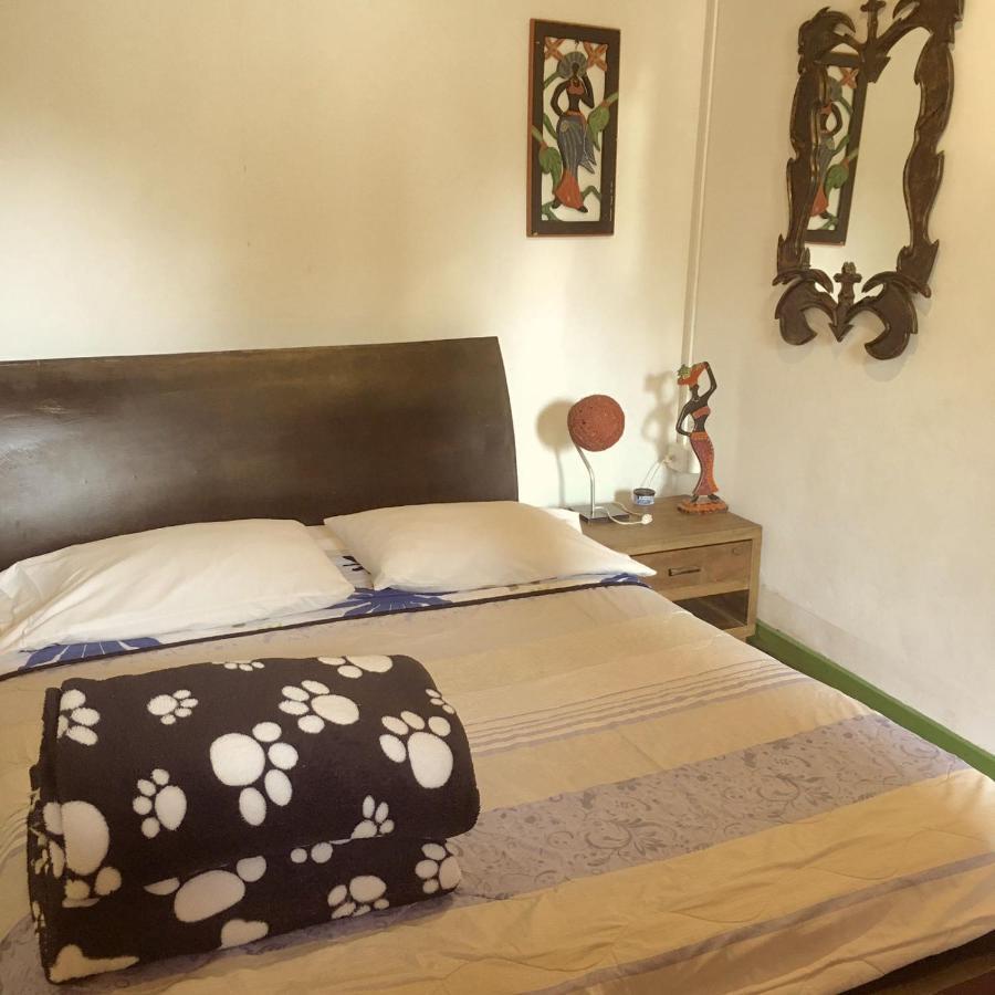 Hostal Estrella De Agua Саленто Экстерьер фото